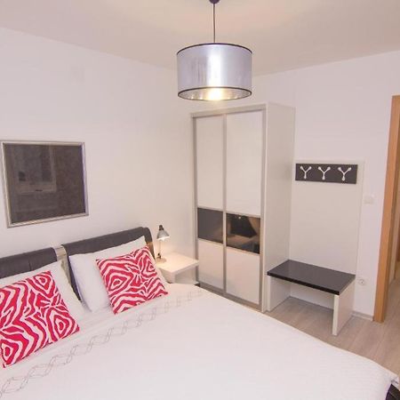 Апартаменты Apartman Ljubica 4 Крк Экстерьер фото