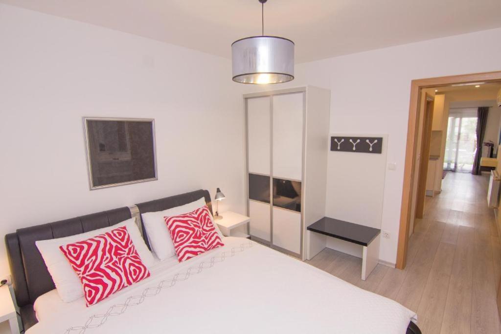 Апартаменты Apartman Ljubica 4 Крк Экстерьер фото